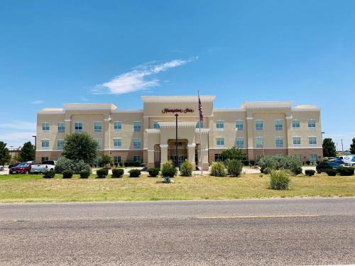 Fort Stockton Hotel | Hampton Inn Fort Stockton