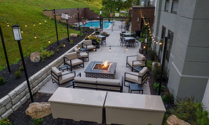 Tire Hill Hotel | Hampton Inn Johnstown