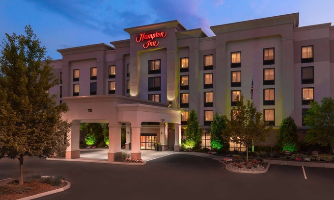 Enfield Hotel | Hampton Inn Springfield South Enfield