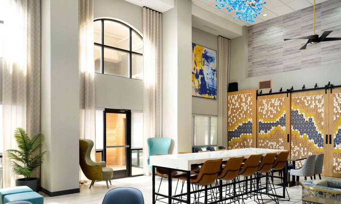 Hurst Hotel | Hampton Inn & Suites Dallas-DFW ARPT W-SH 183 Hurst