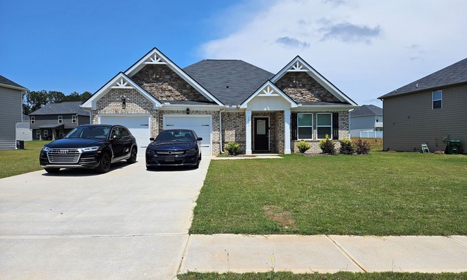 Hampton House | Hampton Living. It's quite & cozy. Very clean and nice neighborhood. Peaceful!