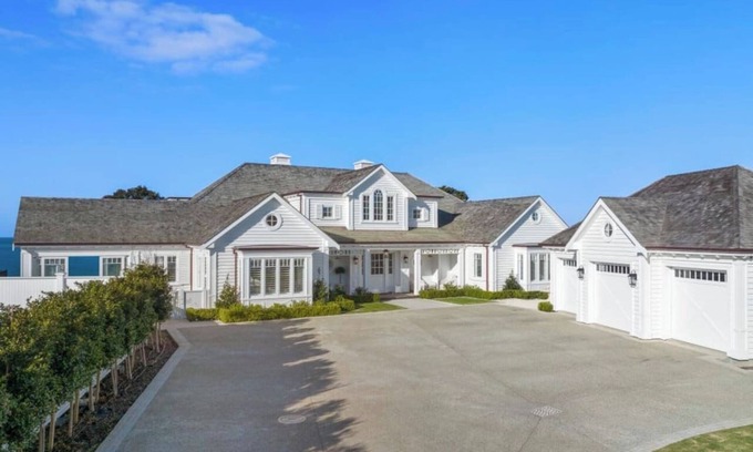 Mairangi Bay House | Hampton on View, Luxury Clifftop in Campbells Bay