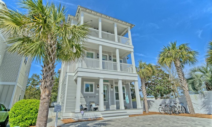 Inlet Beach House | Hangtime Inlet Beach/Next to Rosemary Beach