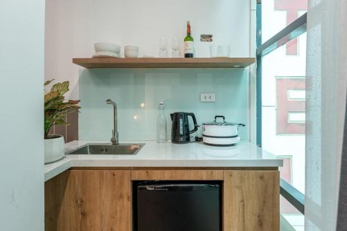 Hang Trong Apartment | Hanoian Hearths - 5 Bedrooms - Bath Tubs - Projectors