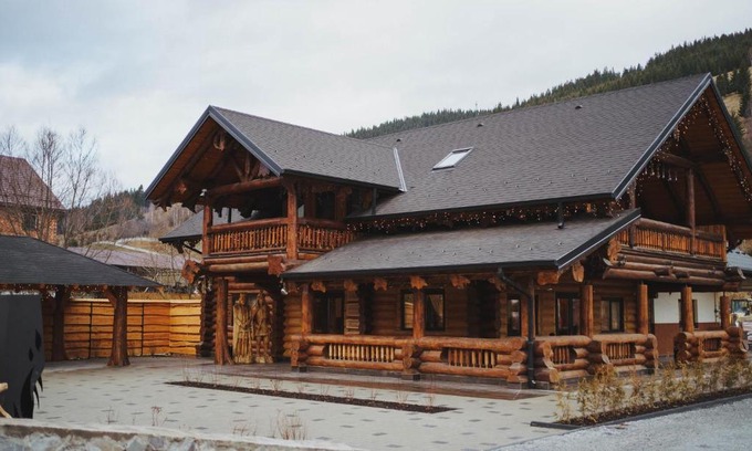 Vatra Dornei House | Hanul lui Mujdei