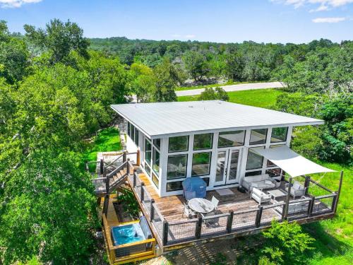 Blanco House | Happiness Ranch - Cypress Tree House