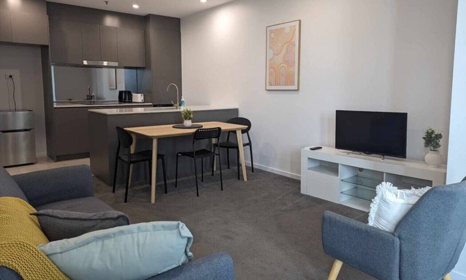 Belconnen Apartment | Happy at High Society! @Belconnen