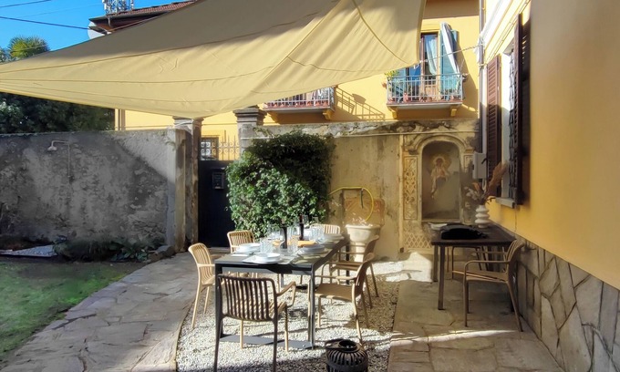 Intra House | Happy House