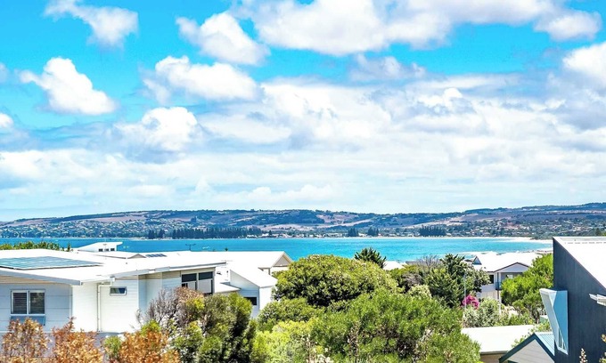 Port Elliot House | Harbor Lights - 14 England Ave Port Elliot