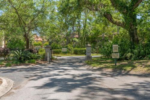 Saint Simons Island House | Harbour Oaks 111