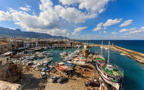Kyrenia Apartment | Harbour view flat in Kyrenia -Girne