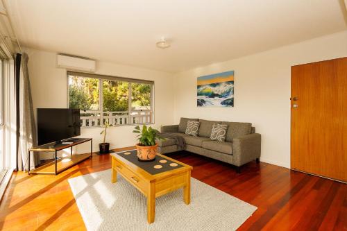 Tauranga South Apartment | Harbour Views