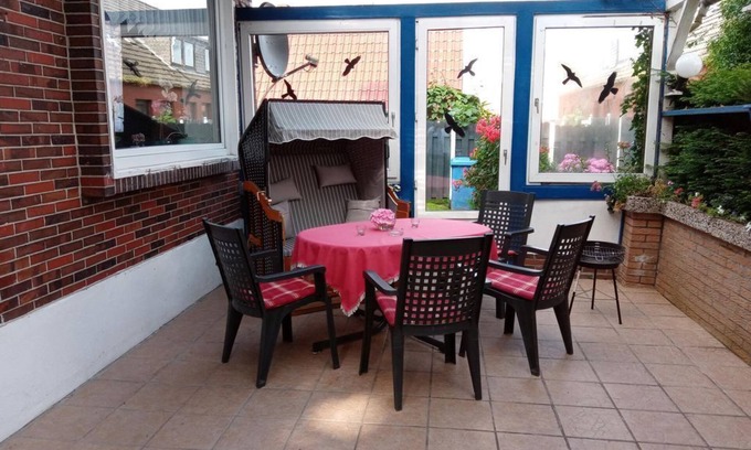 Loppersum House | Harken - Holiday home Lea - Holiday home Lea