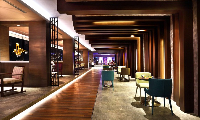 Gubeng Hotel | HARRIS Hotel & Conventions Gubeng Surabaya