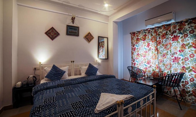 Udaipur House | Harsh Vilas Guest House