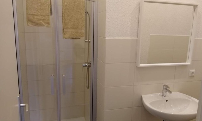 Westerweyhe House | Haupthaus Möblierte Zimmer mit eigenem Bad