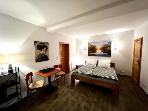 Werder House | Haus am See mit Badestelle