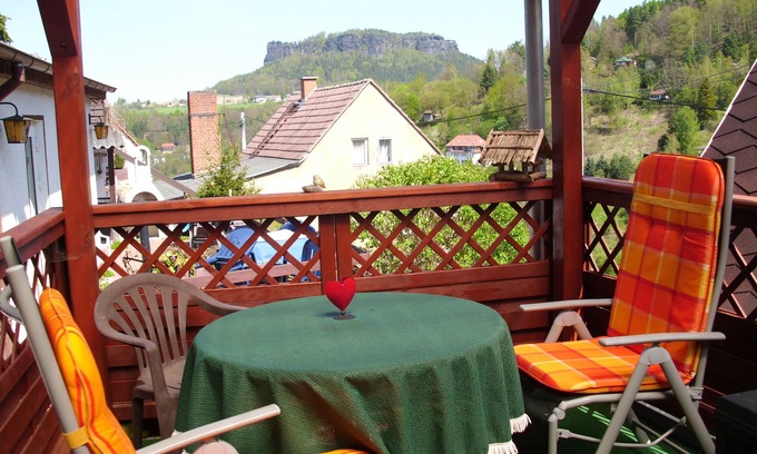 Pfaffendorf House | Haus am Stein - in the middle of Saxon Switzerland in Königstein near FeWo