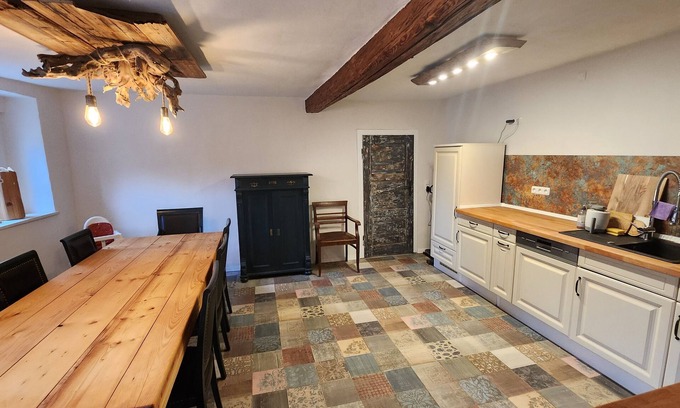 Finne House | Haus Annerose, Haus Annerose