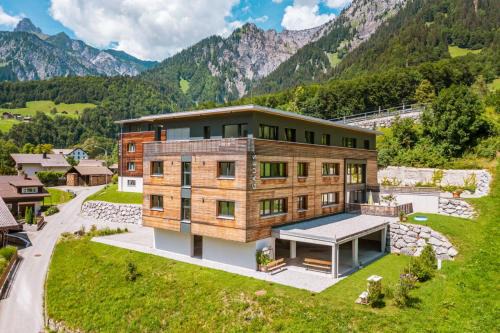 Dalaas Bed & Breakfast | Haus Gaues