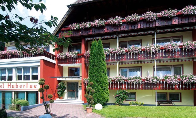 Bad Peterstal-Griesbach Hotel | Haus Hubertus