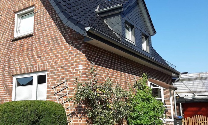 Russee - Hammer Apartment | Haus Ihlkatenweg - House Ihlkatenweg, shower, WC, 2 bedrooms