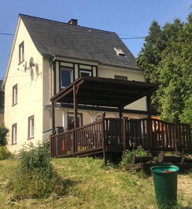 Senhals Apartment | Haus Lowe Ferienwohnungen