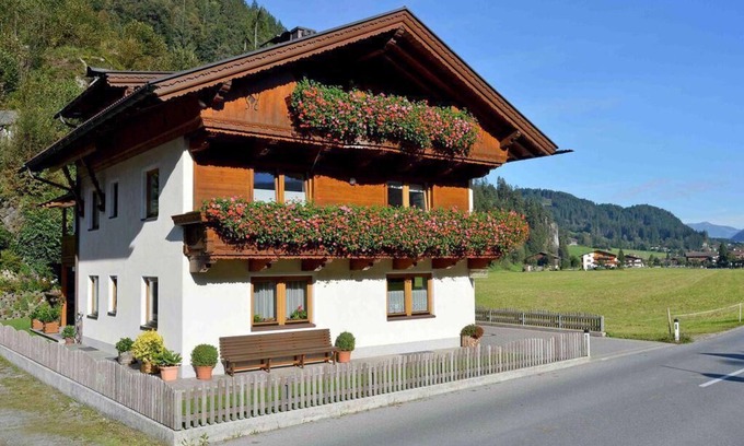 Aschau Im Zillertal Apartment | Haus Schiestl - pure vacation enjoyment - ideally located in the middle of the Zillertal