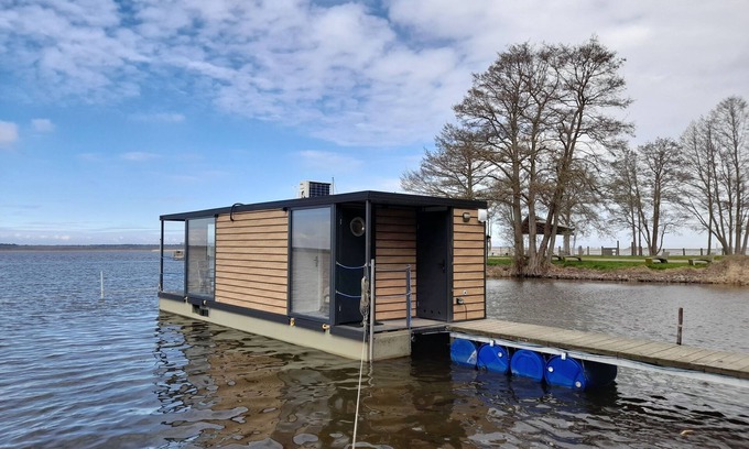 Luckow Boat Rental | Hausboot Am See - Hausboot Am See