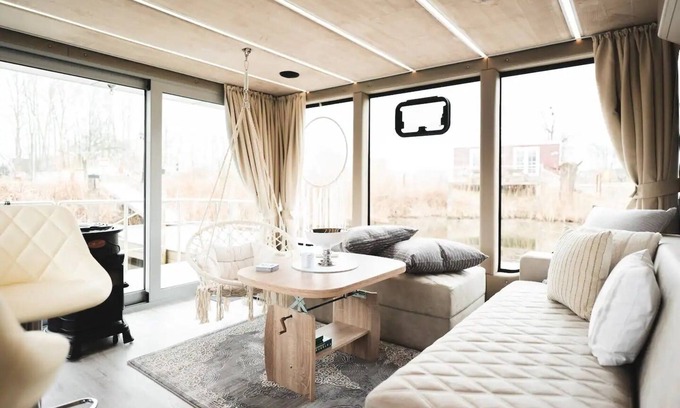 Domitz House | Hausboot Urlaub in Dömitz auf der Tortuga