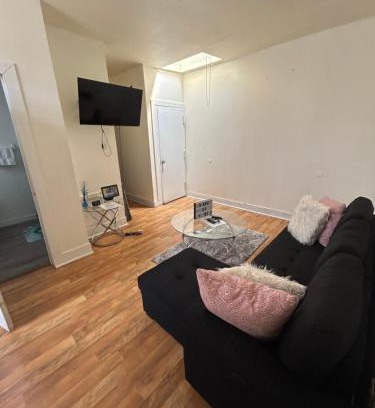 North Philadelphia East Apartment | Hause of vibe$ temple campus