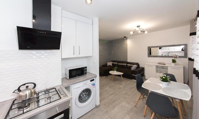 Cieplice Apartment | Haven Apart