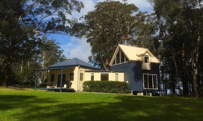 Jaspers Brush House | Haven Hideaway