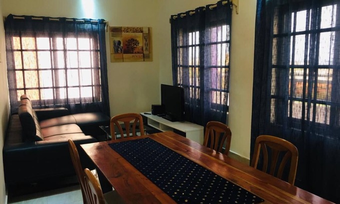 Abomey-Calavi Apartment | Haven of peace A12, 150 m from the sea on the route des peches!