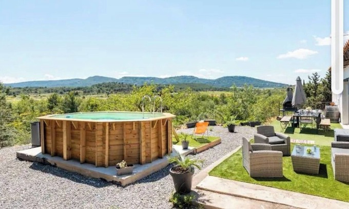 Montseret House | Haven of peace in the middle of the Corbières, swimming pool with breathtaking views