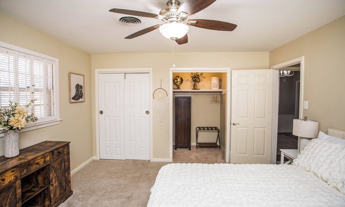 Lubbock House | Haversham Hideaway Charming newly renovated home!