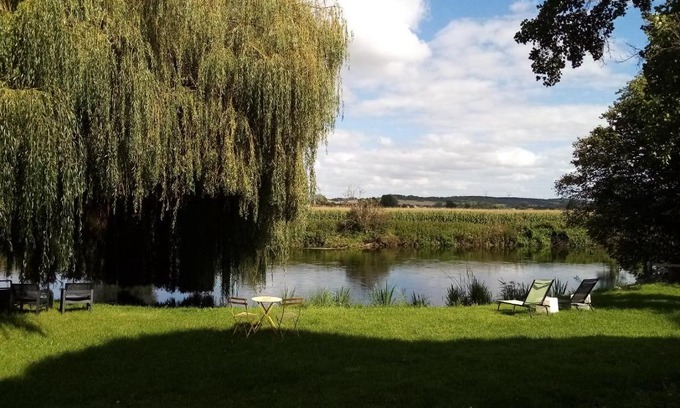 Neuilly Bed & Breakfast | Havre de paix au bords de l'Eure - divers hébergements