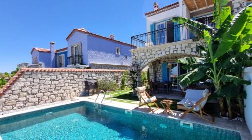 Ildır Koyu House | Havuzlu Taş Ev