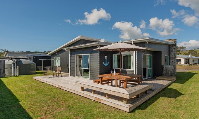 Cooks Beach House | Hawk Hill Getaway - Cooks Beach Holiday Home