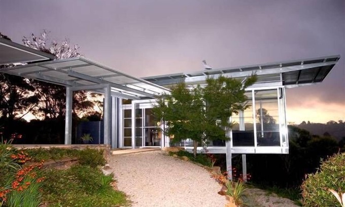 Leura House | HayView at Leura: Views! Unique Stylish Luxury Adult Retreat with Stunning Views