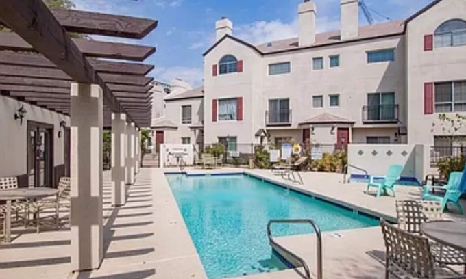 Evans Churchill House | Heart of downtown PHX! Walk Everywhere!