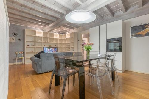Ferrara Historic Centre Apartment | Heart of Ferrara's History Apartment
