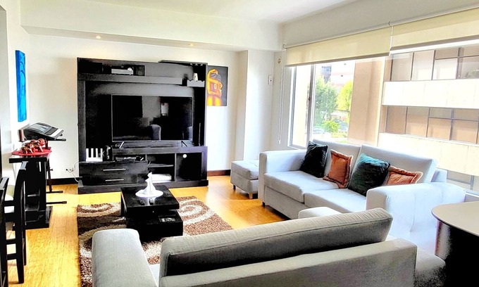 La Colina Apartment | Heart of Gonzales Suarez 5min to the Carolina park