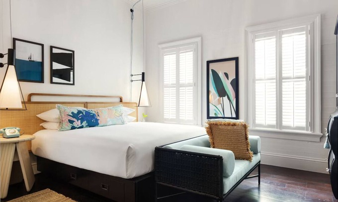 Historic Seaport Hotel | Heart of Key West: Unique Stay with Outdoor Pool Access, Free Breakfast!