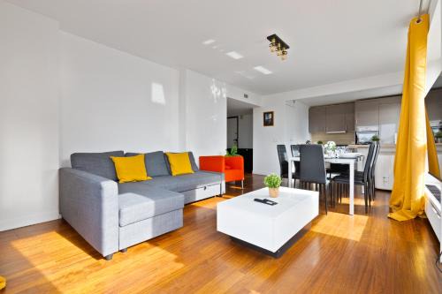 Grenelle Apartment | Heart of Paris - 3BR - 8P - Tour Eiffel 7 Free Netflix