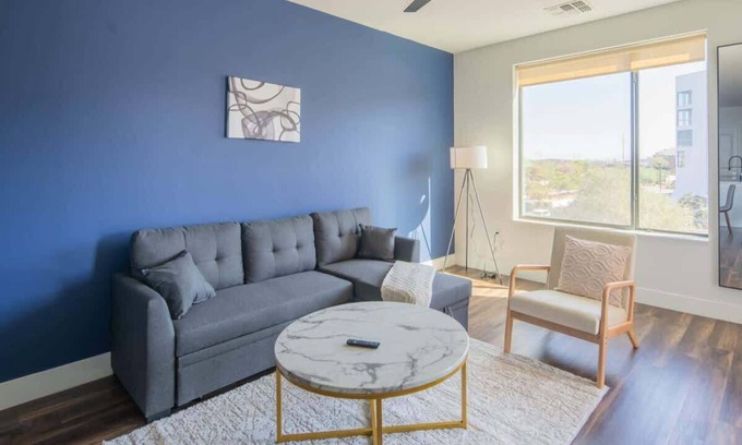 Tempe Apartment | Heart of Tempe 1BD with Pool Gym Parking!