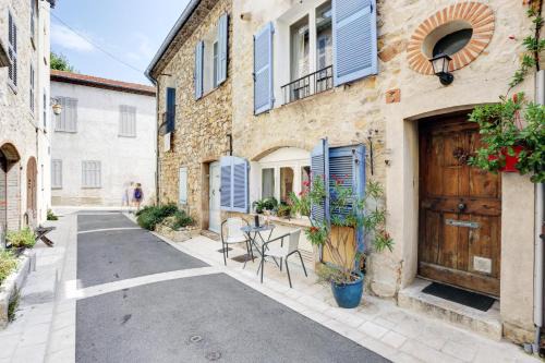 Valbonne House | Heart Of Valbonne