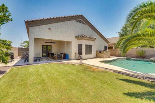 Neely Farms House | Heated Pool and Yard Gilbert Getaway!