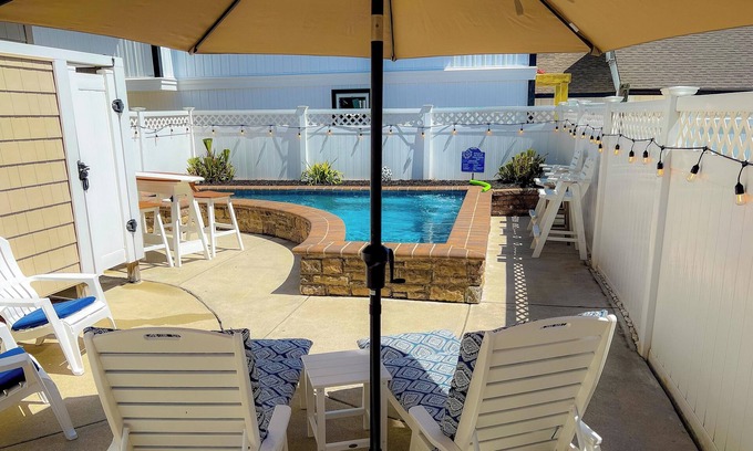 Sea Isle City House | Heated Pool! Backyard Oasis! 6 Homes from Beach/Promenade Stunning Home & Views!
