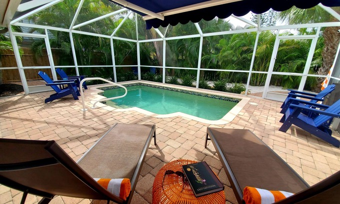 Englewood House | Heated Pool! FREE Bikes, Kayaks, Sups! One of a kind on Manasota Key!